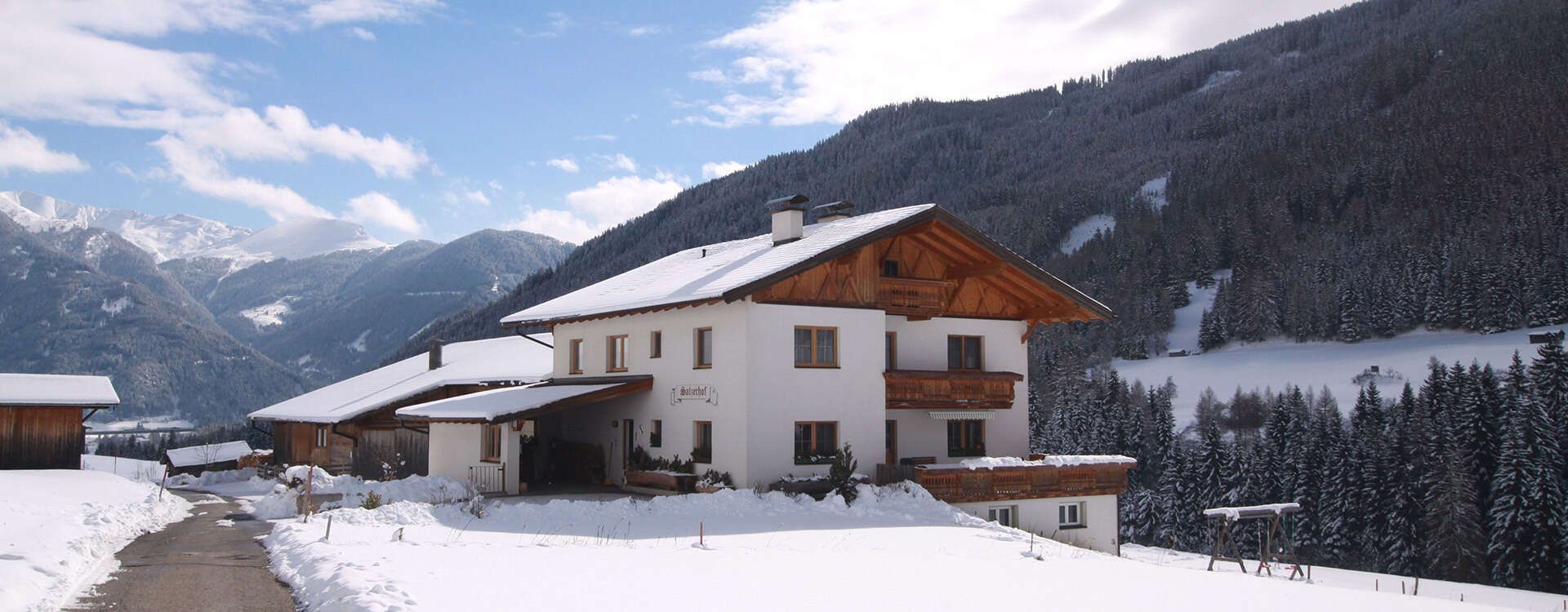 Salzerhof Urlaub am Bauernhof im Winter Tirol